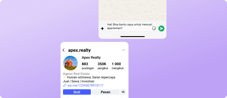 Pelanggan membuka profil media sosial agen properti sebelum memulai percakapan WhatsApp